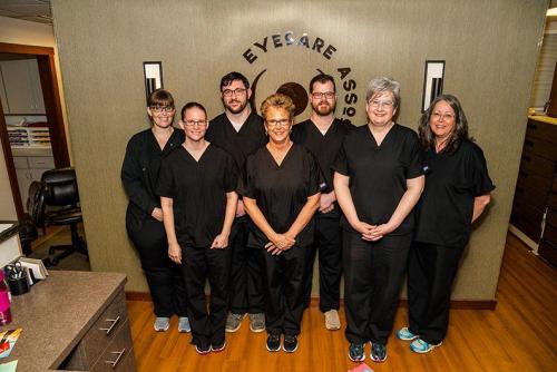 208449-Group_Staff_1-1920w